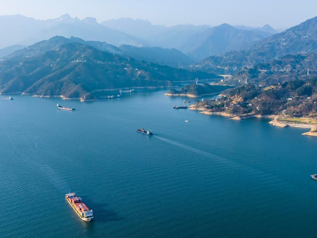 湖北全景，地理、文化、经济与社会变革多维透视