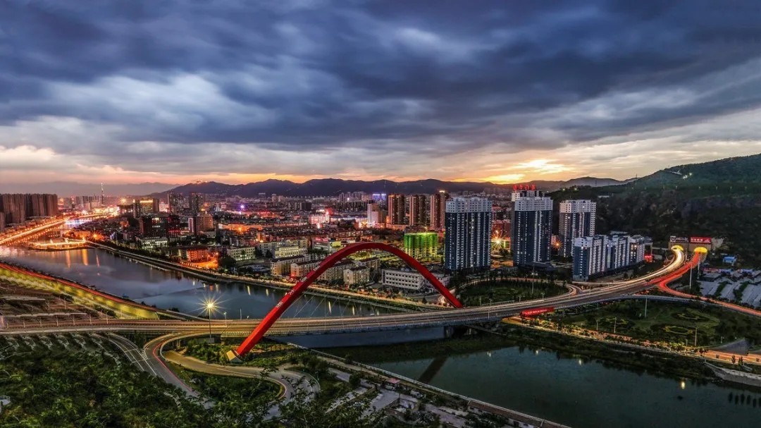 张家口，声韵悠扬的播音之旅